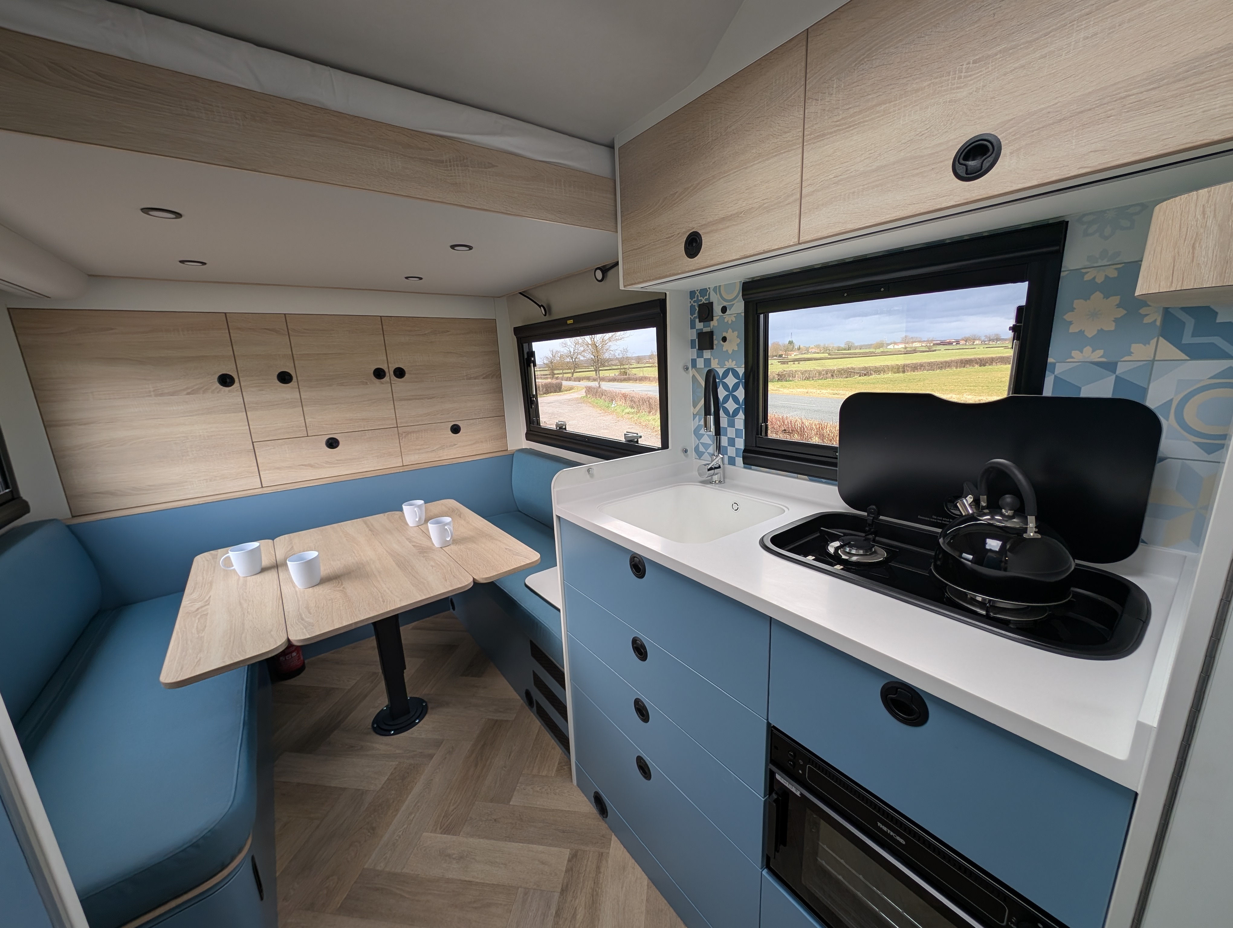 aménagement intérieur camping-car