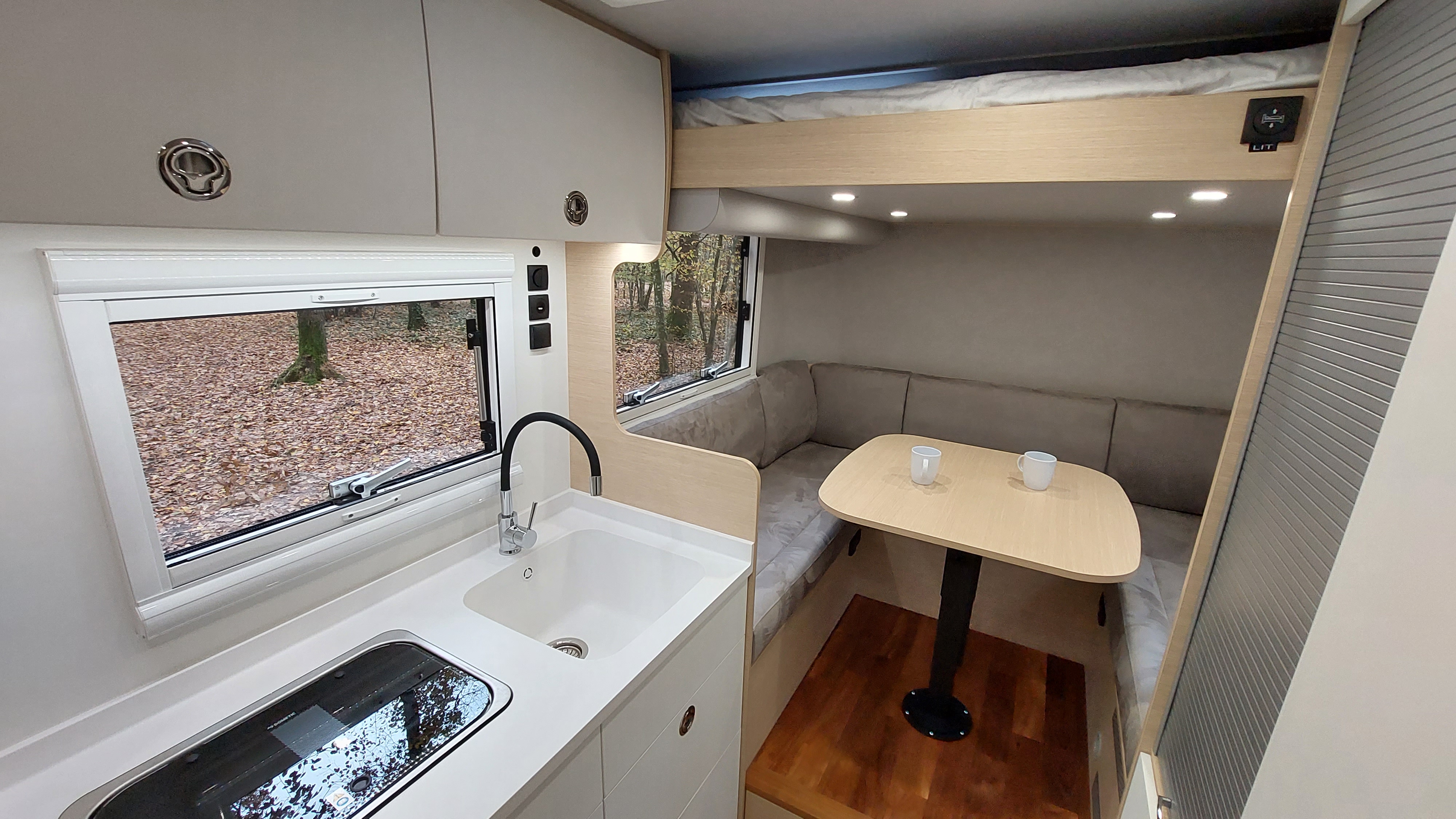 aménagement intérieur camping-car