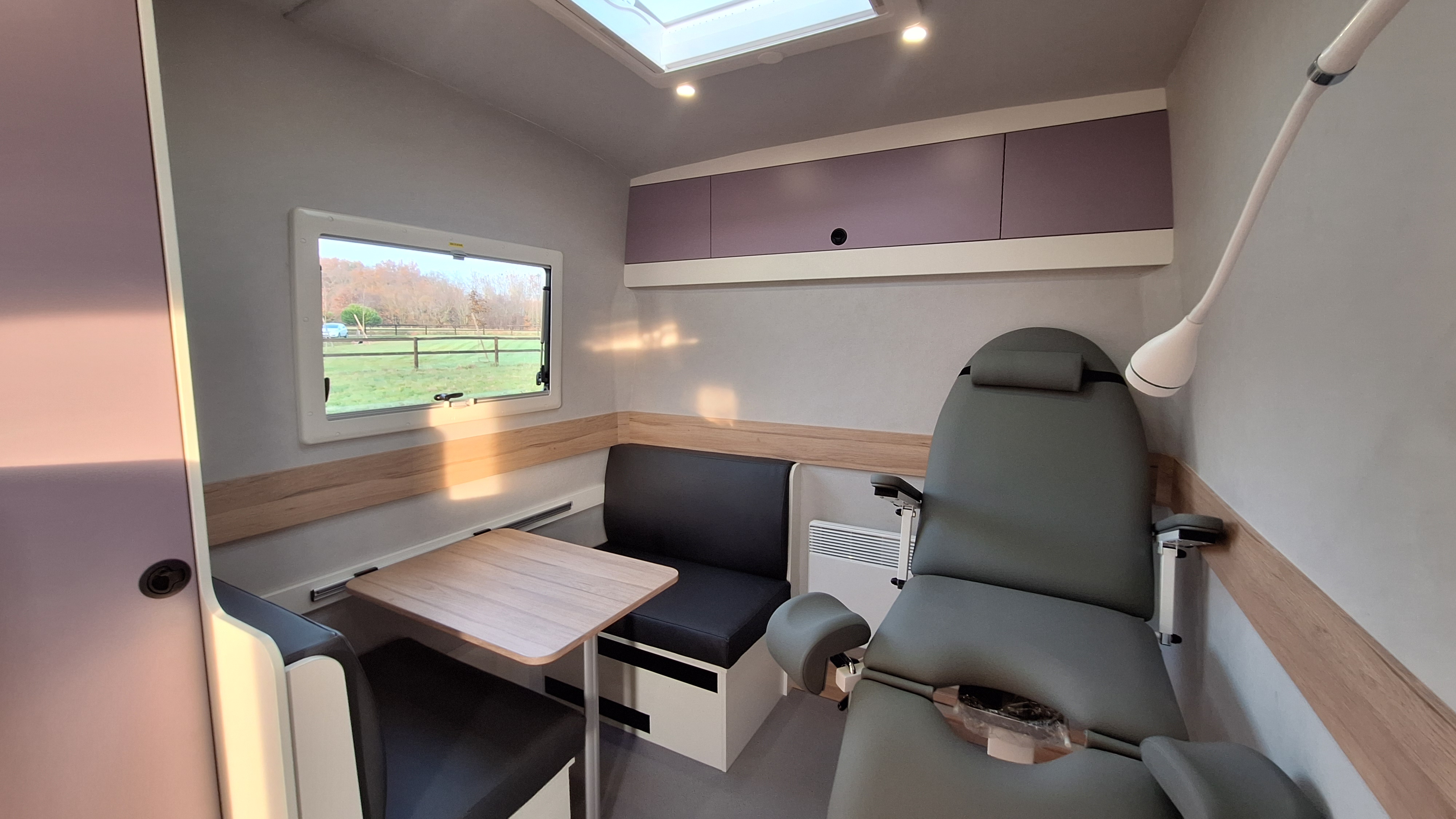 Aménagement véhicule professionnel de santé en mobilité