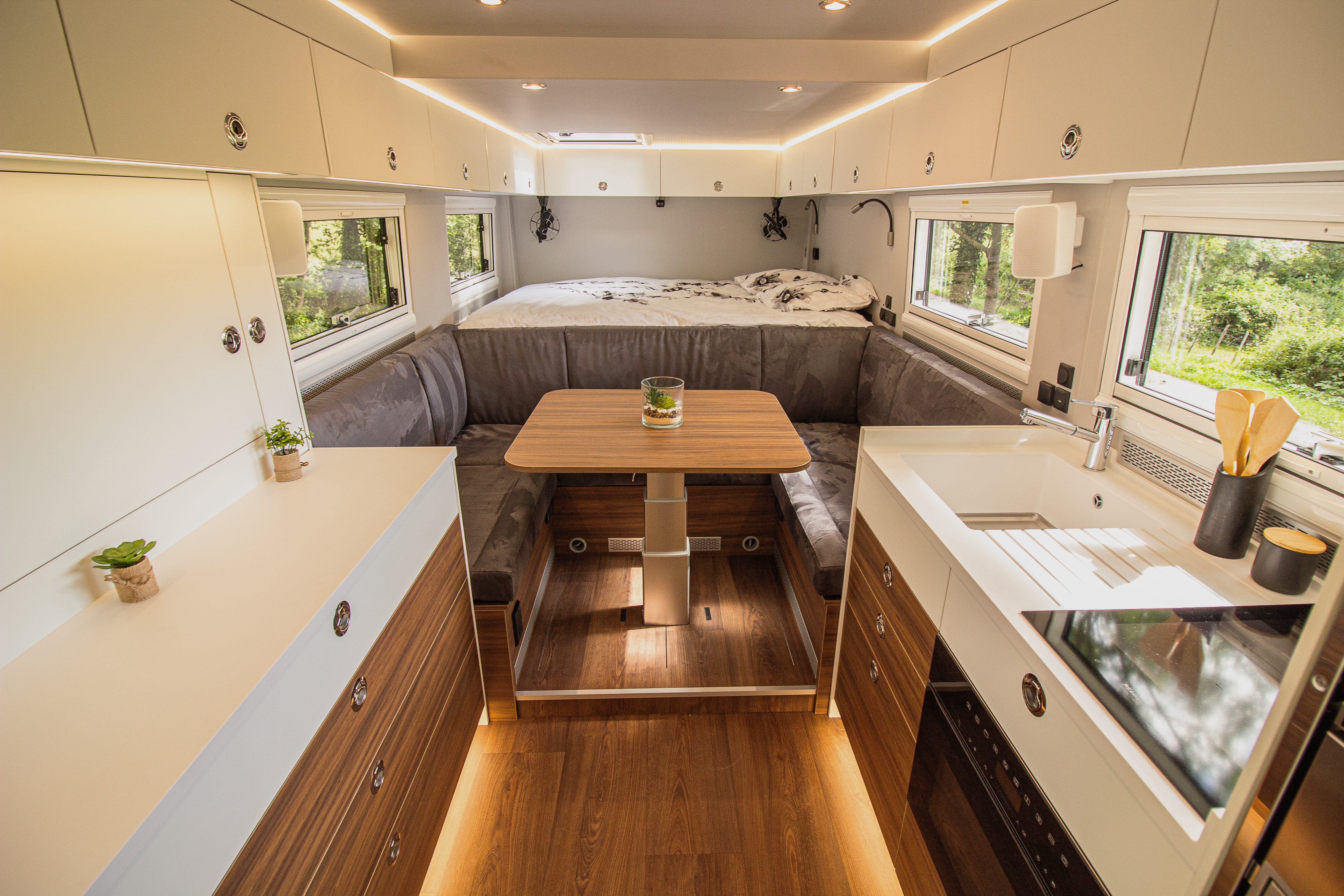 aménagement intérieur camping car