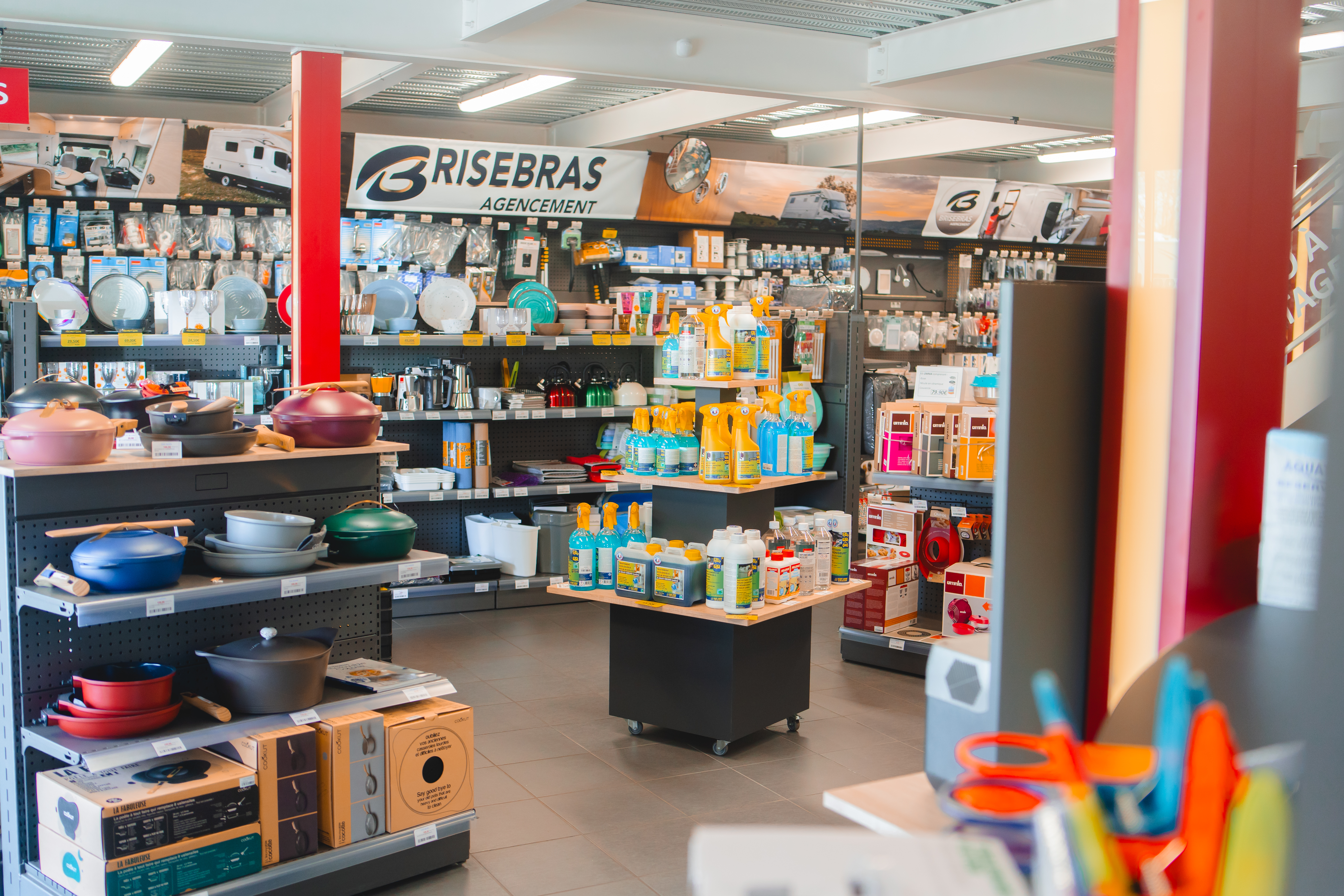 magasin vente équipement camping car