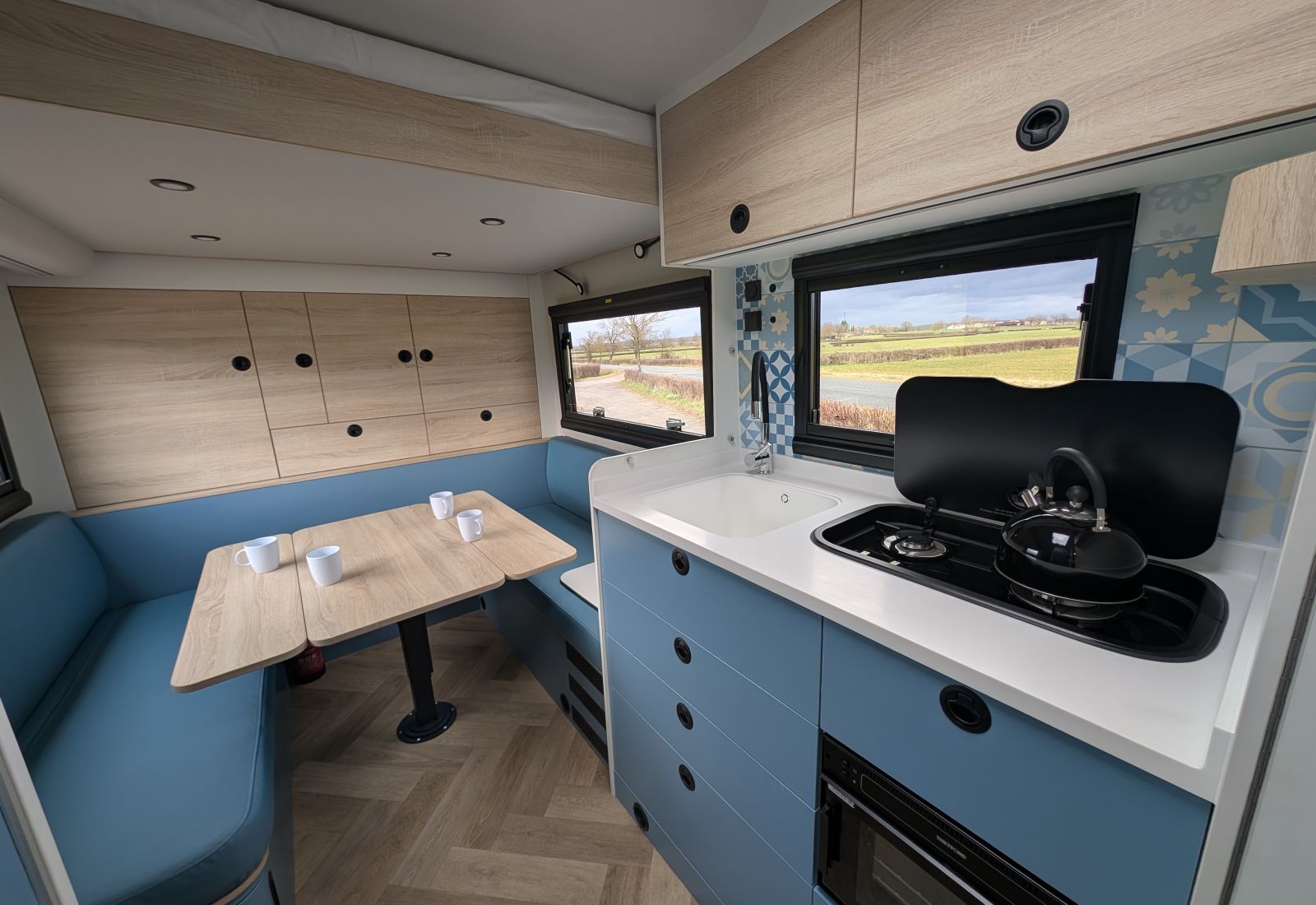 aménagement intérieur camping-car