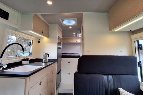 Cellule X-ROK sur porteur MERCEDES Sprinter 4x4