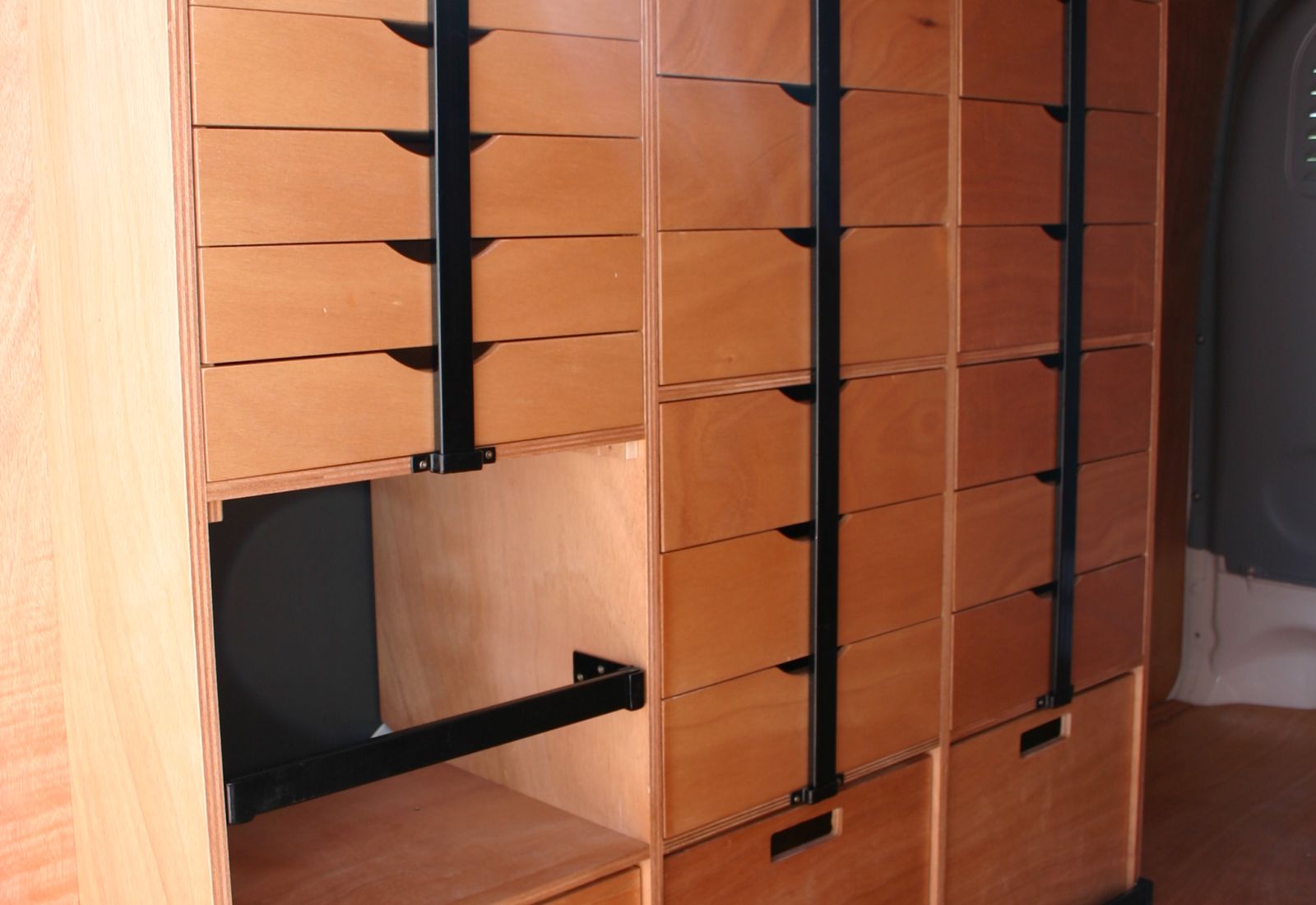 Meubles sécurisé pour transport de matériel professionnel