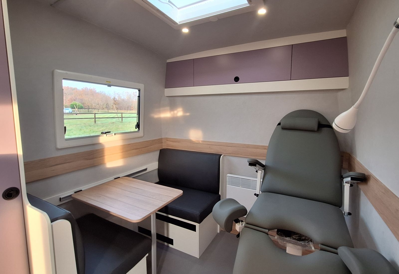 Aménagement véhicule professionnel de santé en mobilité