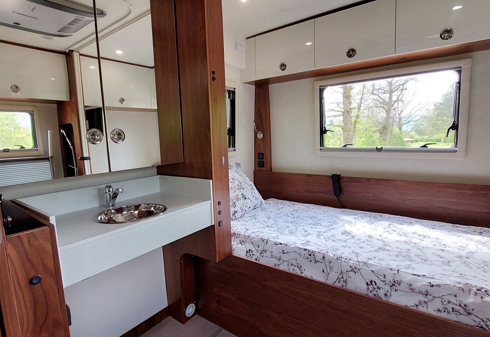 chambre adapté handicap camping car