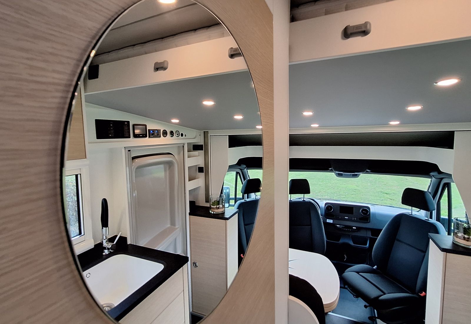 aménagement camping car iveco daily 4x4 